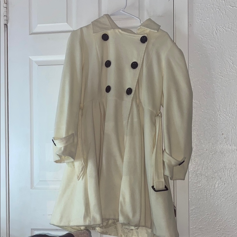 Elegant Cream Double-Breasted Women's Coat